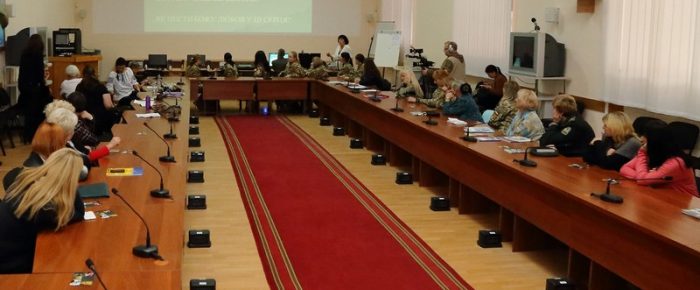 The Ukrainian Defense University hosted a roundtable discussion on “Promoting a positive moral and psychological climate in a serviceman’s family: Ukrainian and foreign experience”